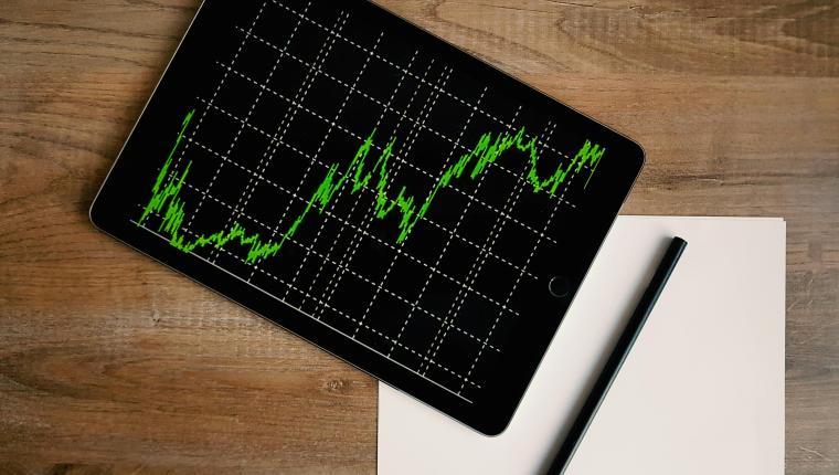 a Guide understanding and using the Stochastic Oscillator in Crypto Trading and what to avoid